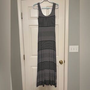 Classic Striped Sleeveless Maxi Dress